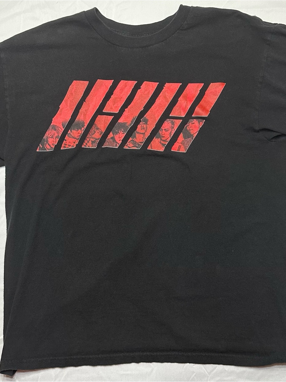 Official YG Entertainment iKON K-Pop Graphic Tee Large